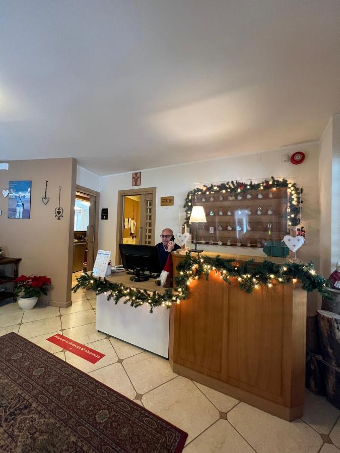 Santa Maria Ad Nives Hotell Canazei Eksteriør bilde